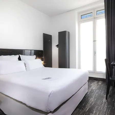Hotel Libertel Gare De L'est Francais 3*