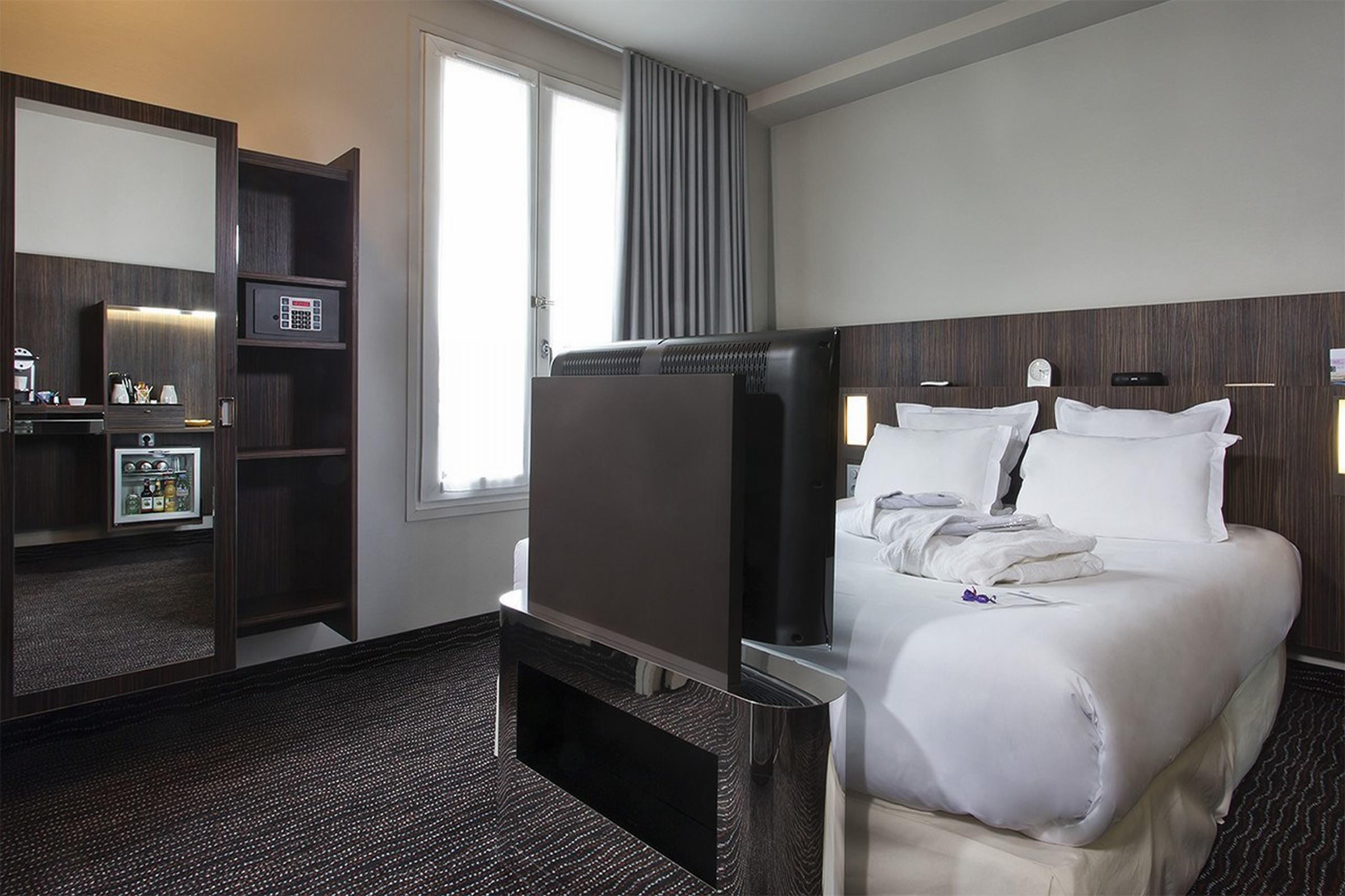 Libertel Gare De L'est Francais Hotel Parigi