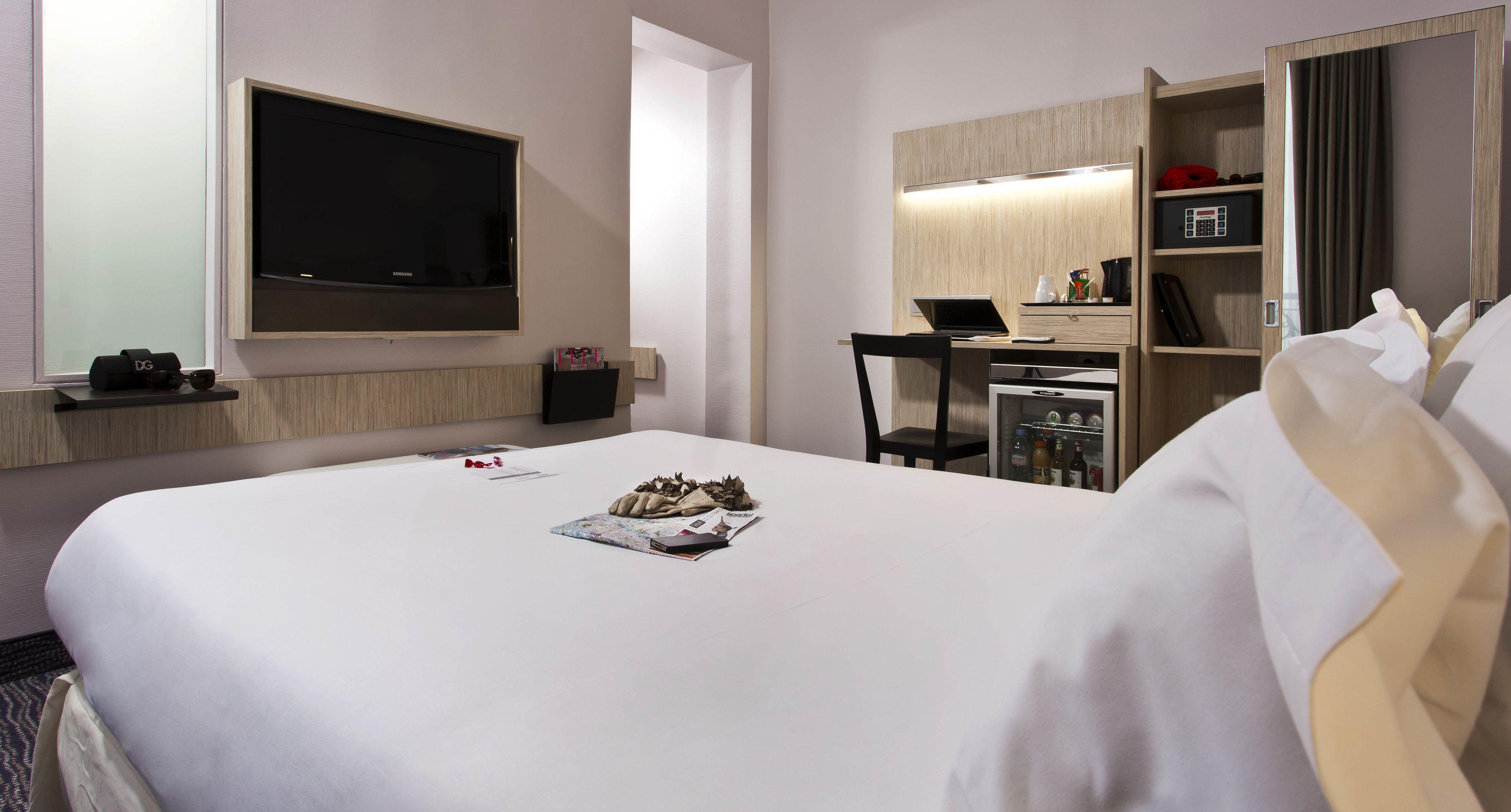 Libertel Gare De L'est Francais