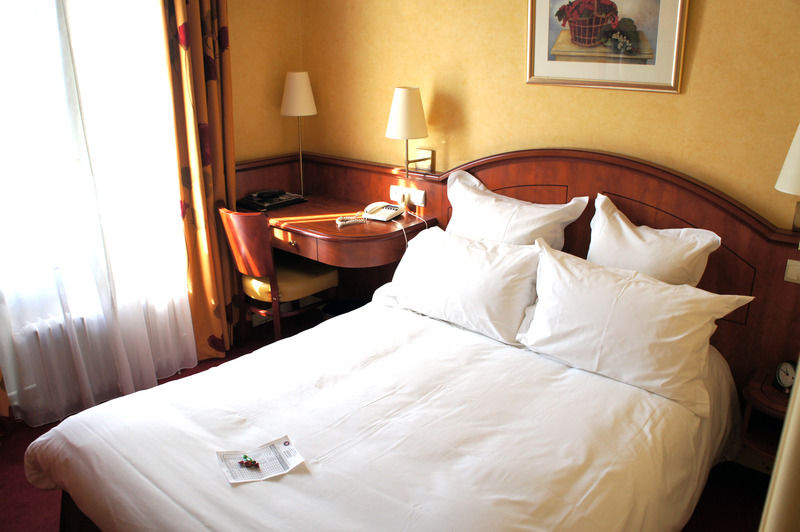 Hotel Libertel Gare De L'est Francais Parigi